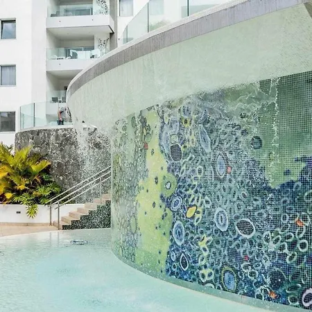 Ocean Garden 004 Con Vistas Al Mar アパート アデヘ